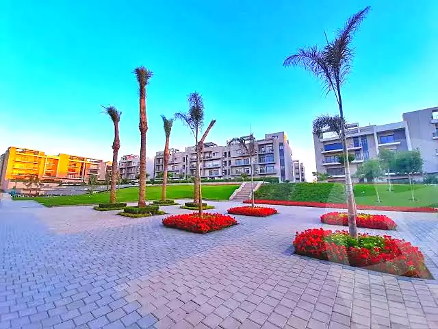 شقة بـ٣ غرف نوم في فيفث سكوير المراسم، صورة ٦ من ٩