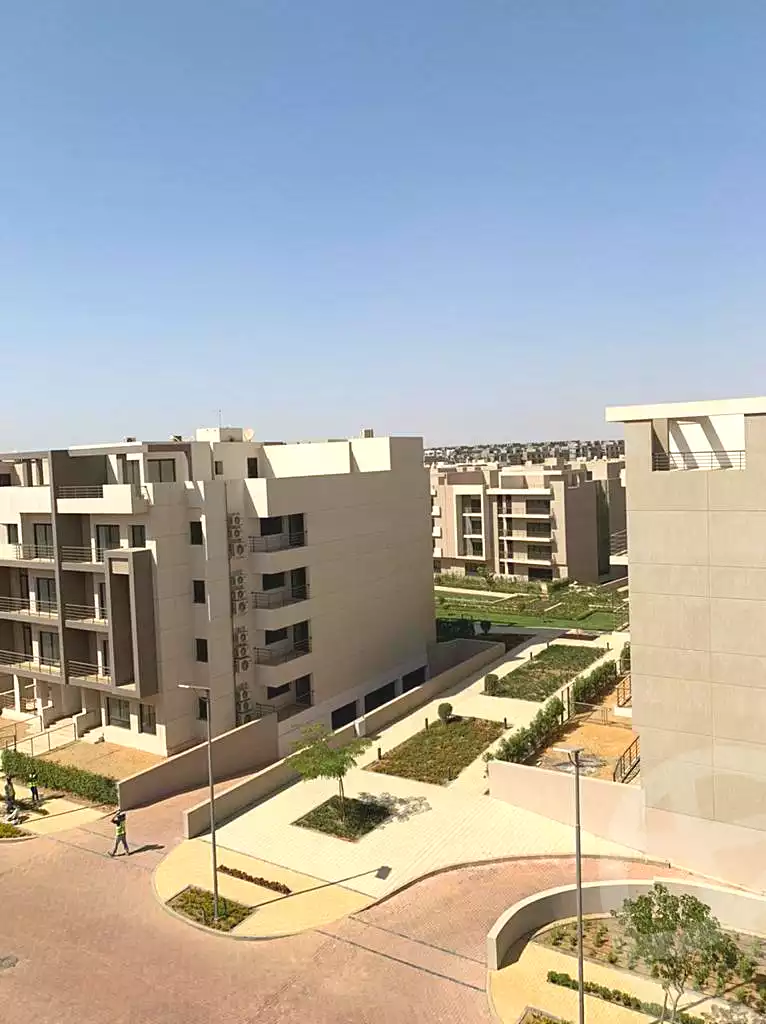 شقة بـ٣ غرف نوم في فيفث سكوير المراسم، صورة ٥ من ٩