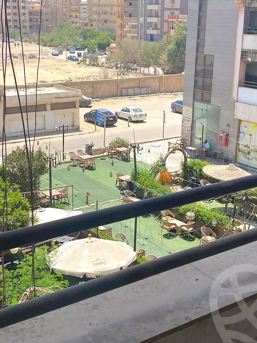 https://aqarmap.com.eg/ar/listing/6901560-for-sale-cairo-6th-of-october-el-ahyaa-neighborhood-4th-neighborhood-5