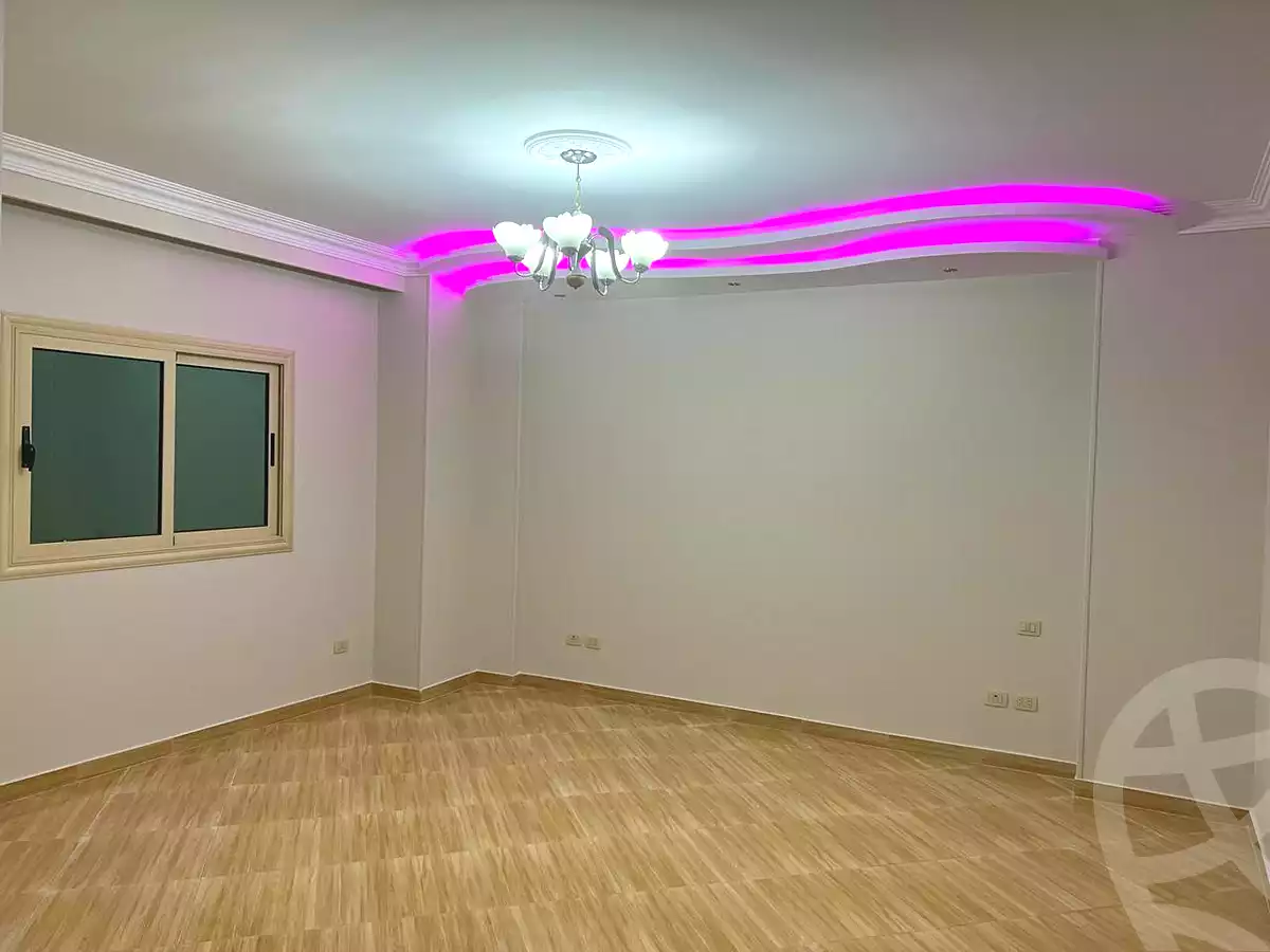 https://aqarmap.com.eg/ar/listing/6901611-for-rent-cairo-6th-of-october-el-hay-el-motamyz-el-motamayez-neighborhood-abd-el-moneim-riad-st