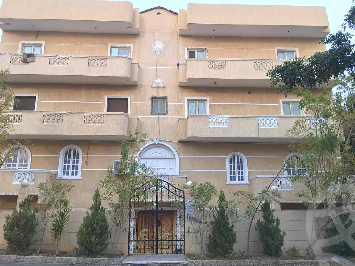 https://aqarmap.com.eg/ar/listing/6901666-for-rent-cairo-6th-of-october-el-hay-el-motamyz-first-touristic-village-el-shaheed-mohammed-abdul-latif-alshimi-st