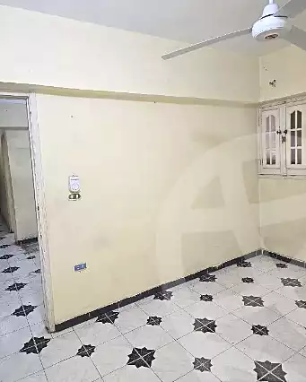 https://aqarmap.com.eg/ar/listing/6902093-for-rent-alexandria-moharram-bey-el-rasafa-st