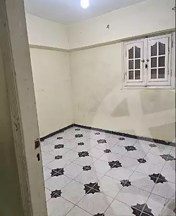 https://aqarmap.com.eg/ar/listing/6902093-for-rent-alexandria-moharram-bey-el-rasafa-st