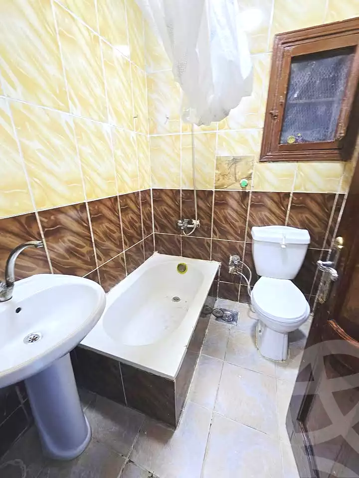 https://aqarmap.com.eg/ar/listing/6902384-for-sale-alexandria-al-agamy-shataa-el-nakheel