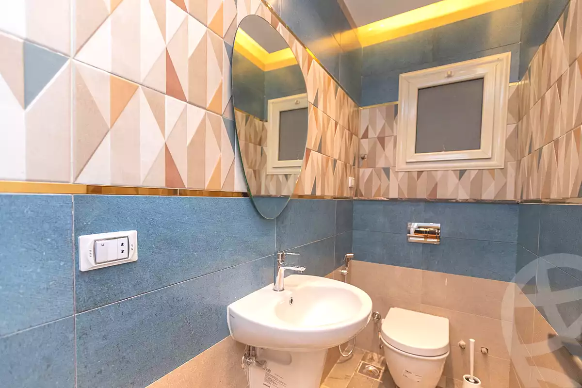 https://aqarmap.com.eg/ar/listing/6903380-for-rent-cairo-new-cairo-compounds-hyde-park