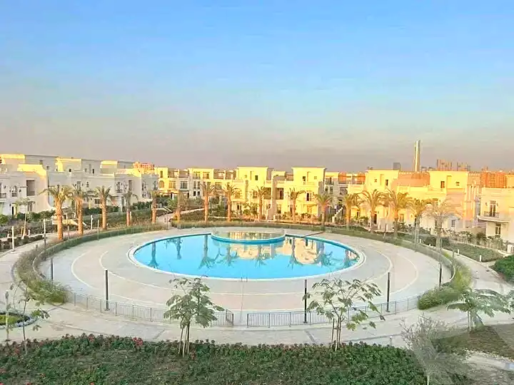 شقة بـ٣ غرف نوم في نيو جاردن سيتى، صورة ٩ من ١٧
