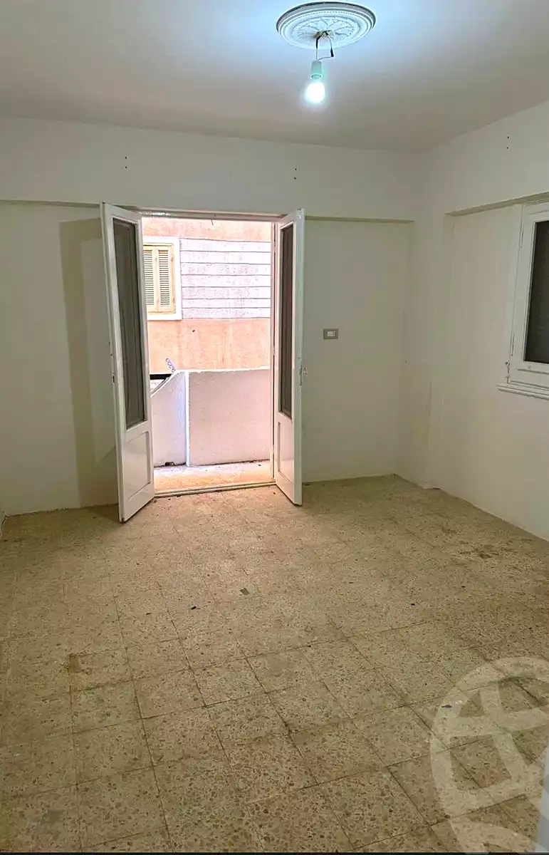 https://aqarmap.com.eg/ar/listing/6903664-for-sale-alexandria-al-agamy-el-hanouvel-radwan-st