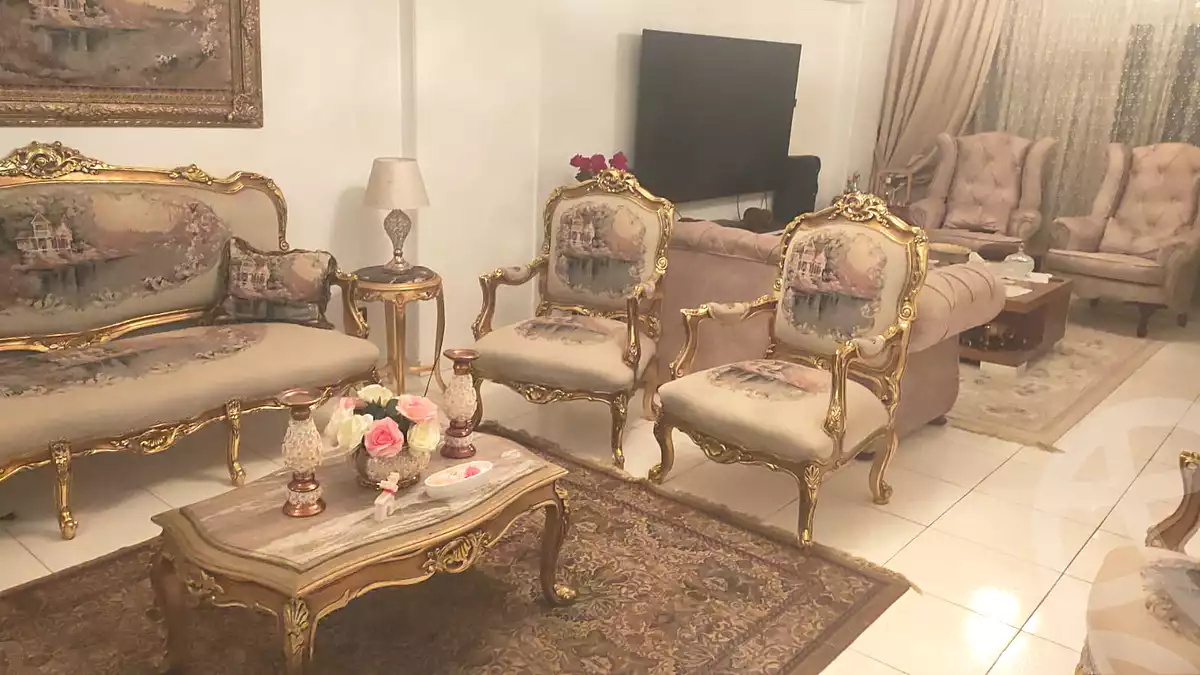 https://aqarmap.com.eg/en/listing/6904456-for-sale-cairo-6th-of-october-central-axis