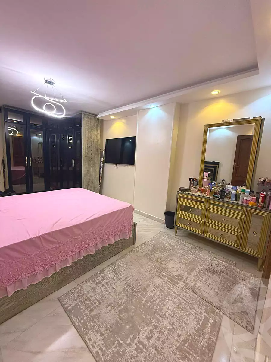 https://aqarmap.com.eg/en/listing/6905271-for-sale-cairo-downtown-el-qasr-el-ayni
