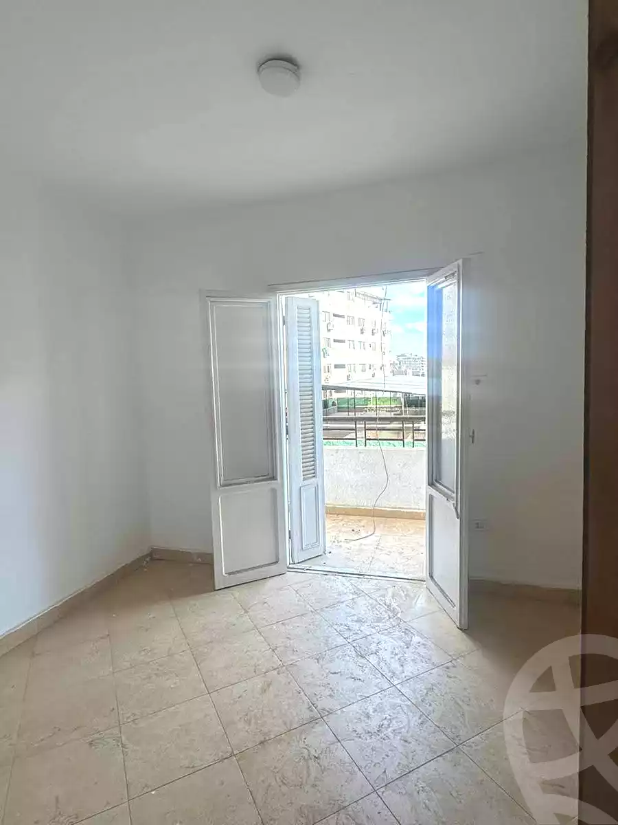 https://aqarmap.com.eg/en/listing/6905570-for-sale-cairo-el-haram-shareaa-naser-el-thawrah