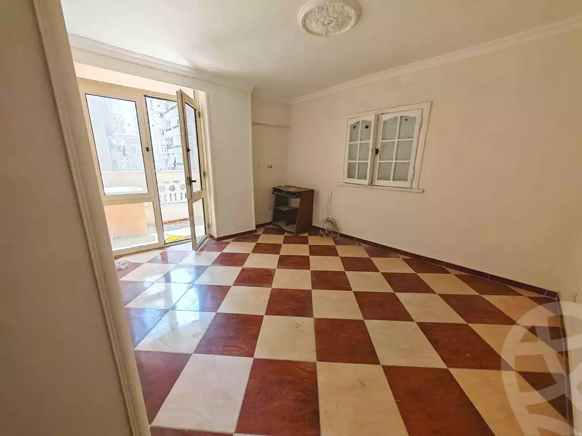 https://aqarmap.com.eg/ar/listing/6905929-for-sale-alexandria-sydy-bshr-sydy-bshr-bhry