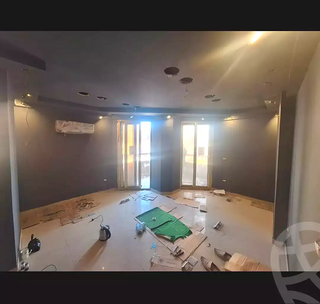 https://aqarmap.com.eg/ar/listing/6905948-for-rent-alexandria-moharram-bey-kanal-al-mahmoudeya-al-bahri-st