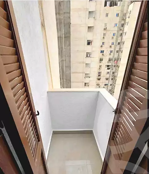 https://aqarmap.com.eg/ar/listing/6906378-for-sale-alexandria-sydy-bshr-sydy-bshr-bhry-street-15