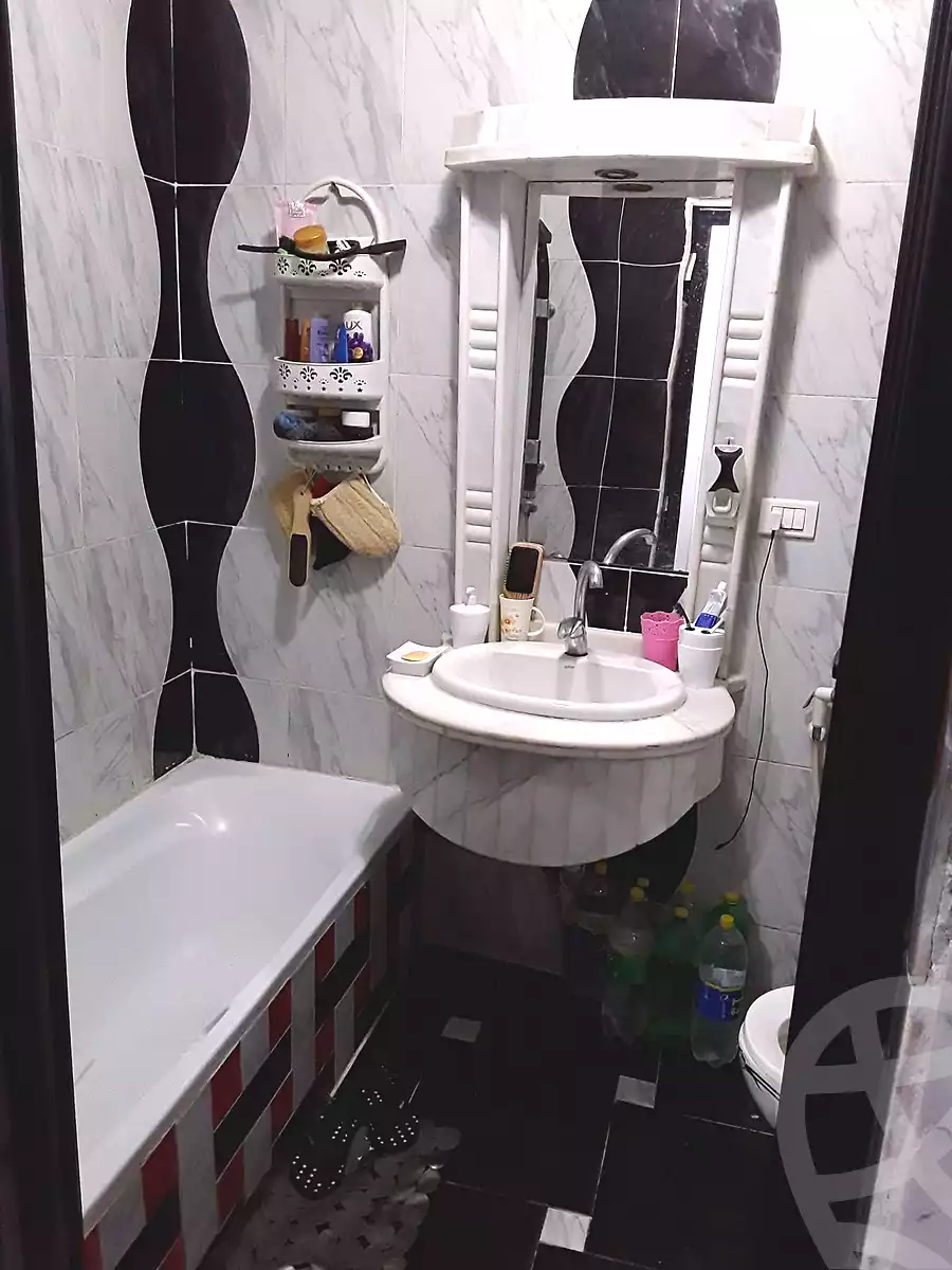 https://aqarmap.com.eg/ar/listing/6906628-for-sale-alexandria-al-agamy-bw-ywsf