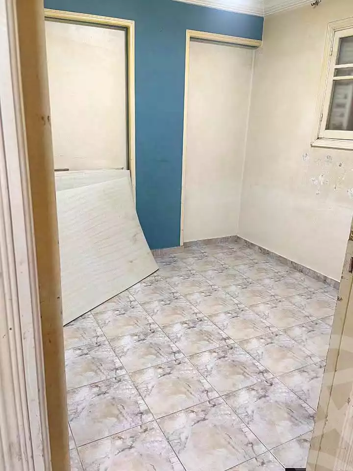 https://aqarmap.com.eg/ar/listing/6906747-for-rent-alexandria-el-asafra-shr-45