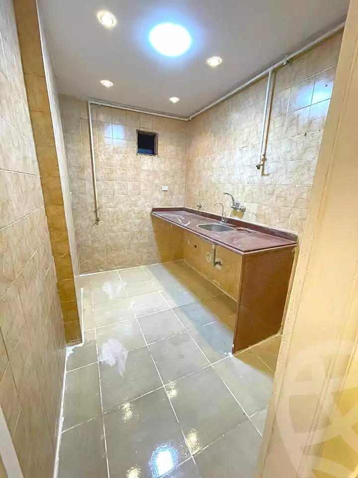 https://aqarmap.com.eg/ar/listing/6907402-for-sale-alexandria-sydy-bshr-sydy-bshr-bhry-gamal-abd-el-nasir-st