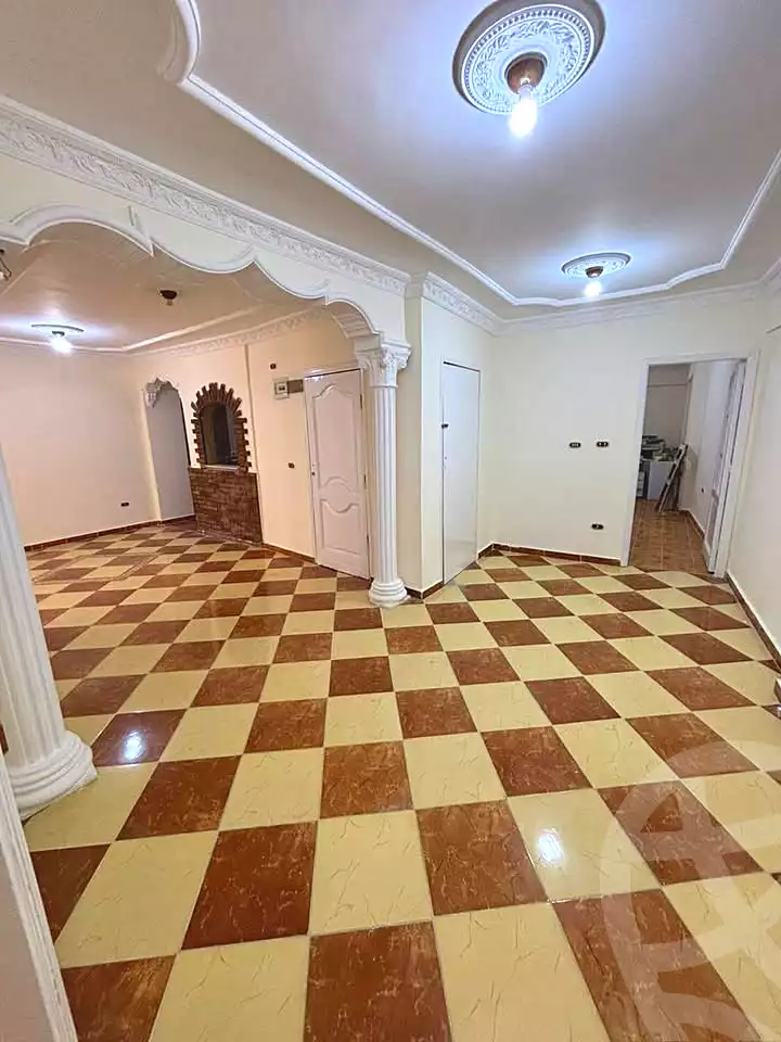 https://aqarmap.com.eg/ar/listing/6907637-for-sale-alexandria-el-asafra-l-sfr-bhry