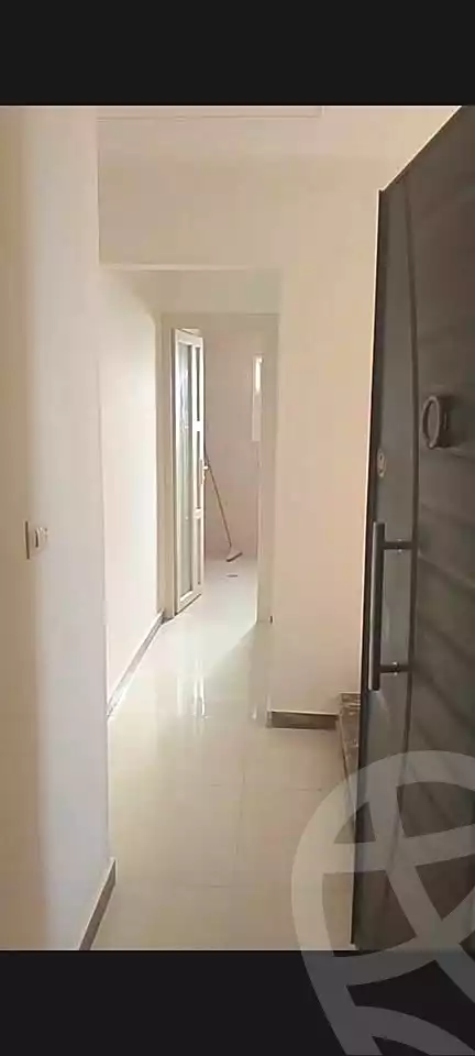https://aqarmap.com.eg/ar/listing/6907677-for-sale-alexandria-al-agamy-lbytsh-bianchiii