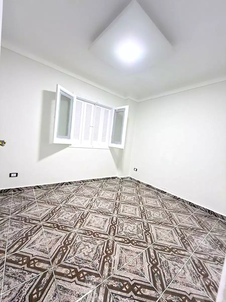 https://aqarmap.com.eg/ar/listing/6907591-for-sale-alexandria-al-agamy-shataa-el-nakheel
