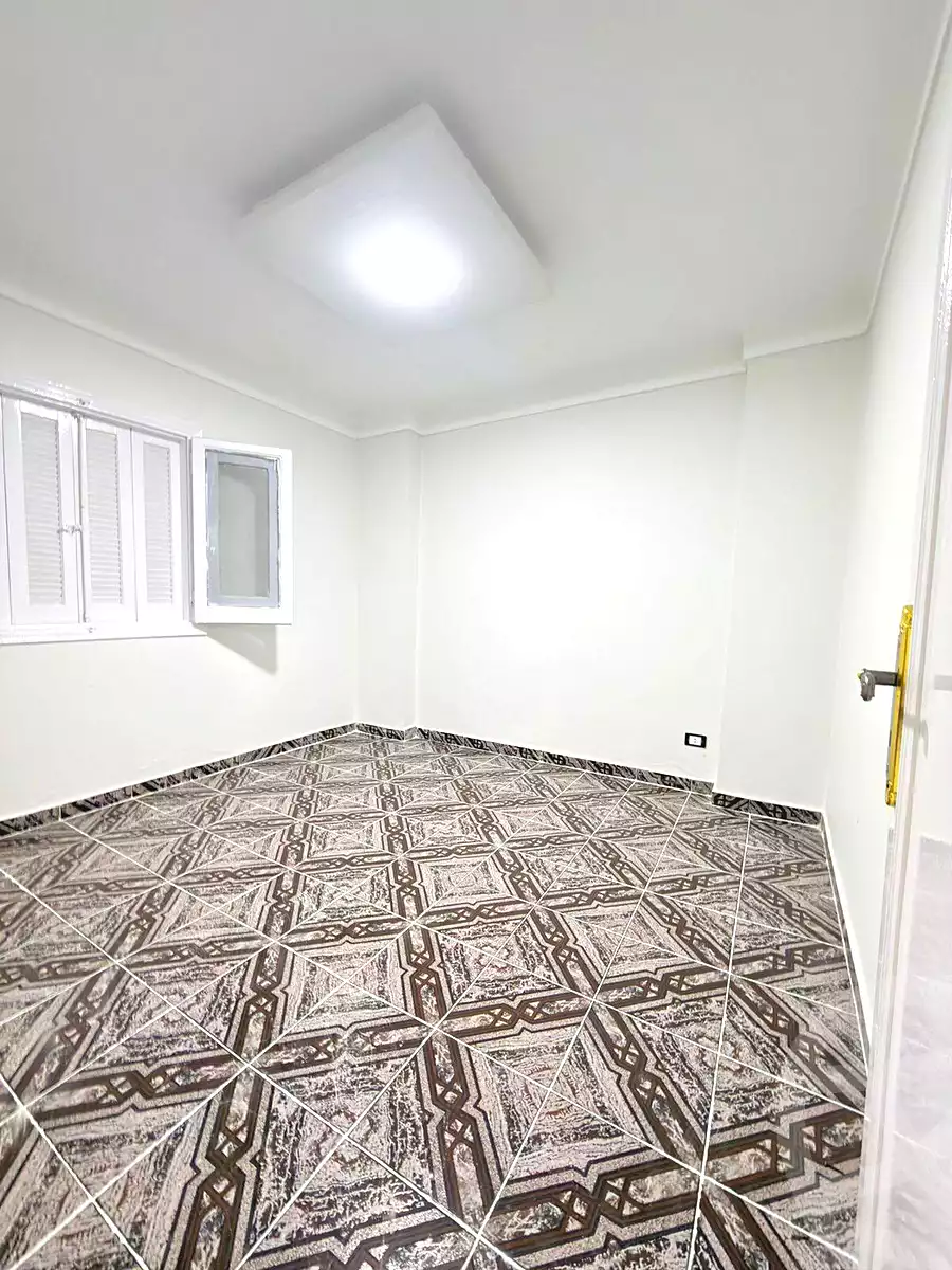 https://aqarmap.com.eg/ar/listing/6907591-for-sale-alexandria-al-agamy-shataa-el-nakheel