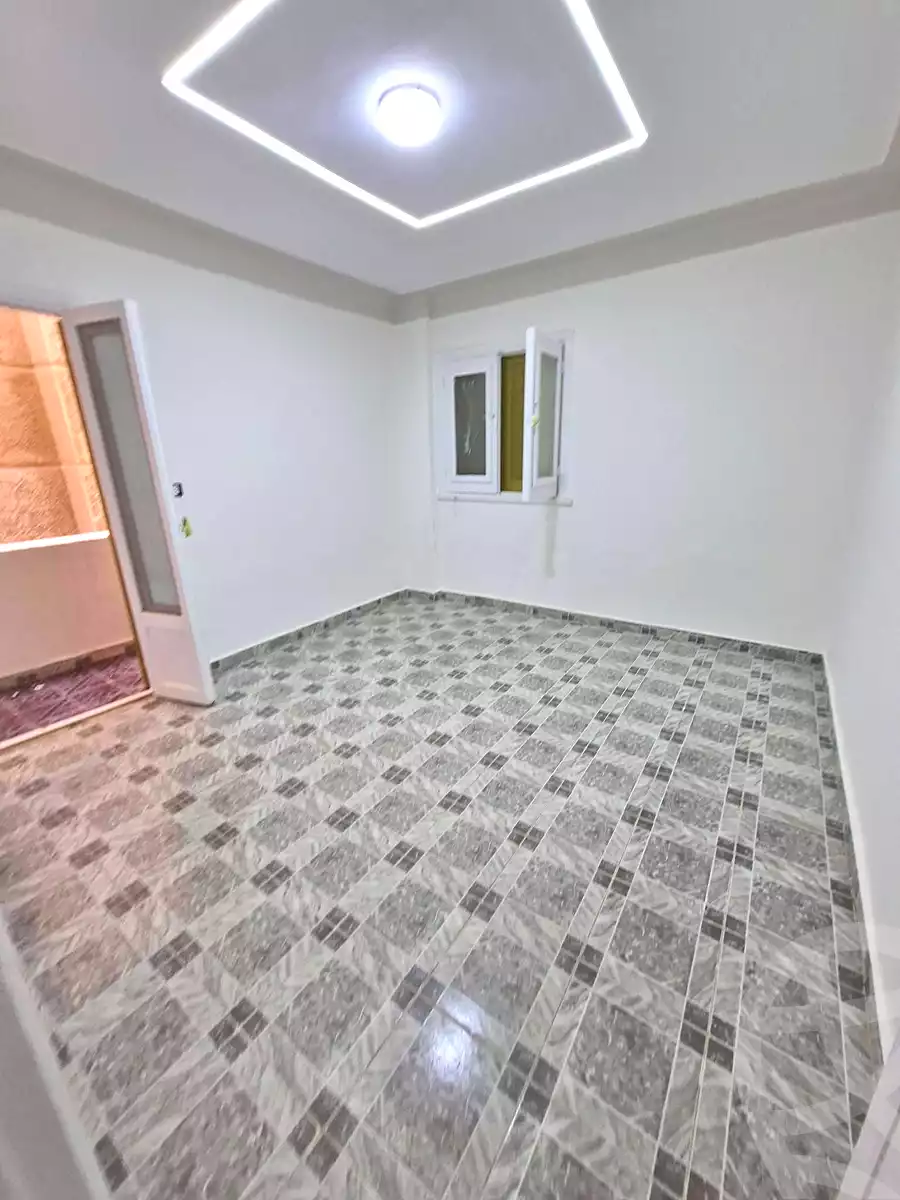 https://aqarmap.com.eg/ar/listing/6907796-for-sale-alexandria-al-agamy-shataa-el-nakheel