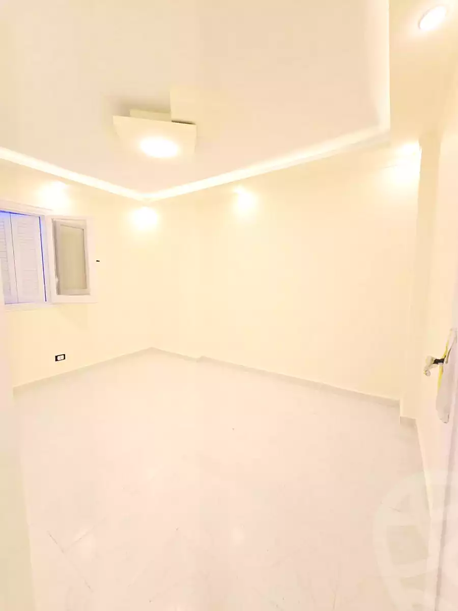 https://aqarmap.com.eg/ar/listing/6907823-for-sale-alexandria-al-agamy-shataa-el-nakheel
