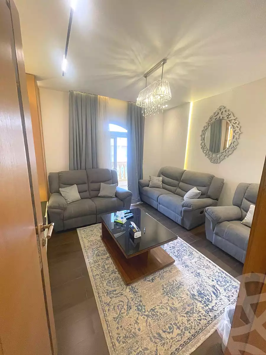 https://aqarmap.com.eg/ar/listing/6907989-for-sale-cairo-new-cairo-el-ahyaa-first-neighborhood-street-1