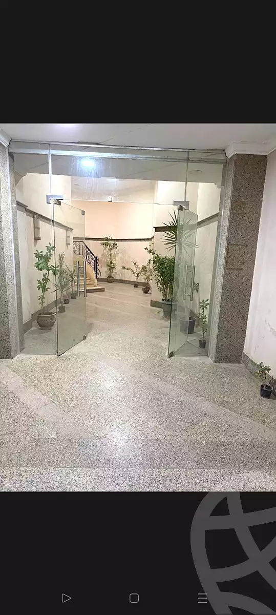 https://aqarmap.com.eg/ar/listing/6908065-for-rent-cairo-6th-of-october-el-ahyaa-neighborhood-2nd-divided-from-al-kafrawei-st