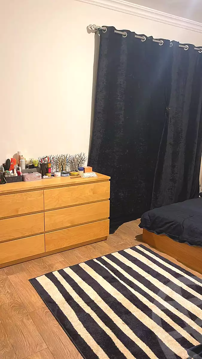 https://aqarmap.com.eg/en/listing/6908091-for-sale-cairo-el-sheikh-zayed-city-compounds-jn-1