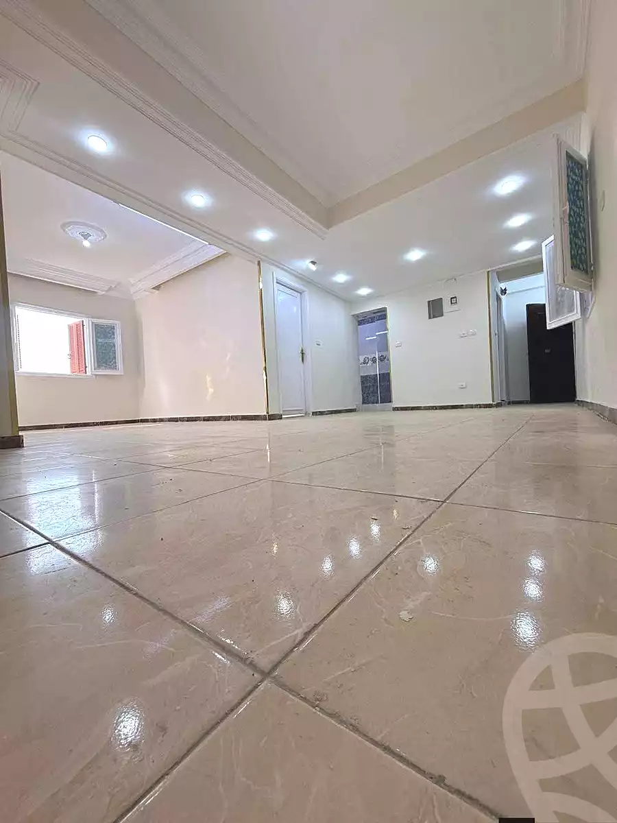 https://aqarmap.com.eg/ar/listing/6908172-for-sale-cairo-helwan-helwan-el-sharkeya-abd-el-rahman-pasha-st