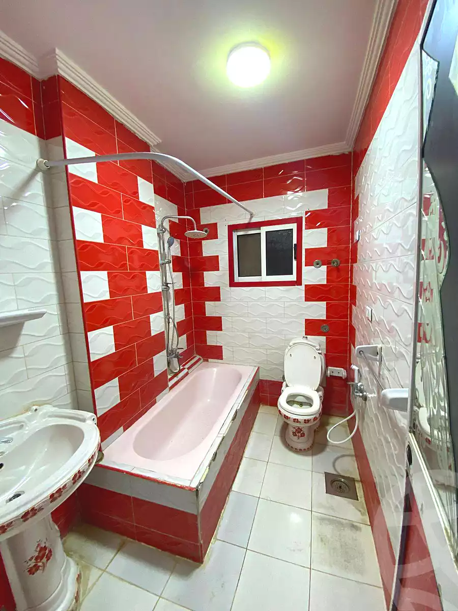 https://aqarmap.com.eg/ar/listing/6908332-for-sale-alexandria-al-agamy-lbytsh-ain-shams-st
