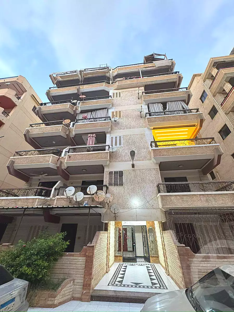 https://aqarmap.com.eg/ar/listing/6909046-for-sale-alexandria-al-agamy-shataa-el-nakheel