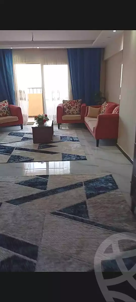 https://aqarmap.com.eg/ar/listing/6909285-for-sale-cairo-helwan-ahmed-enci-st