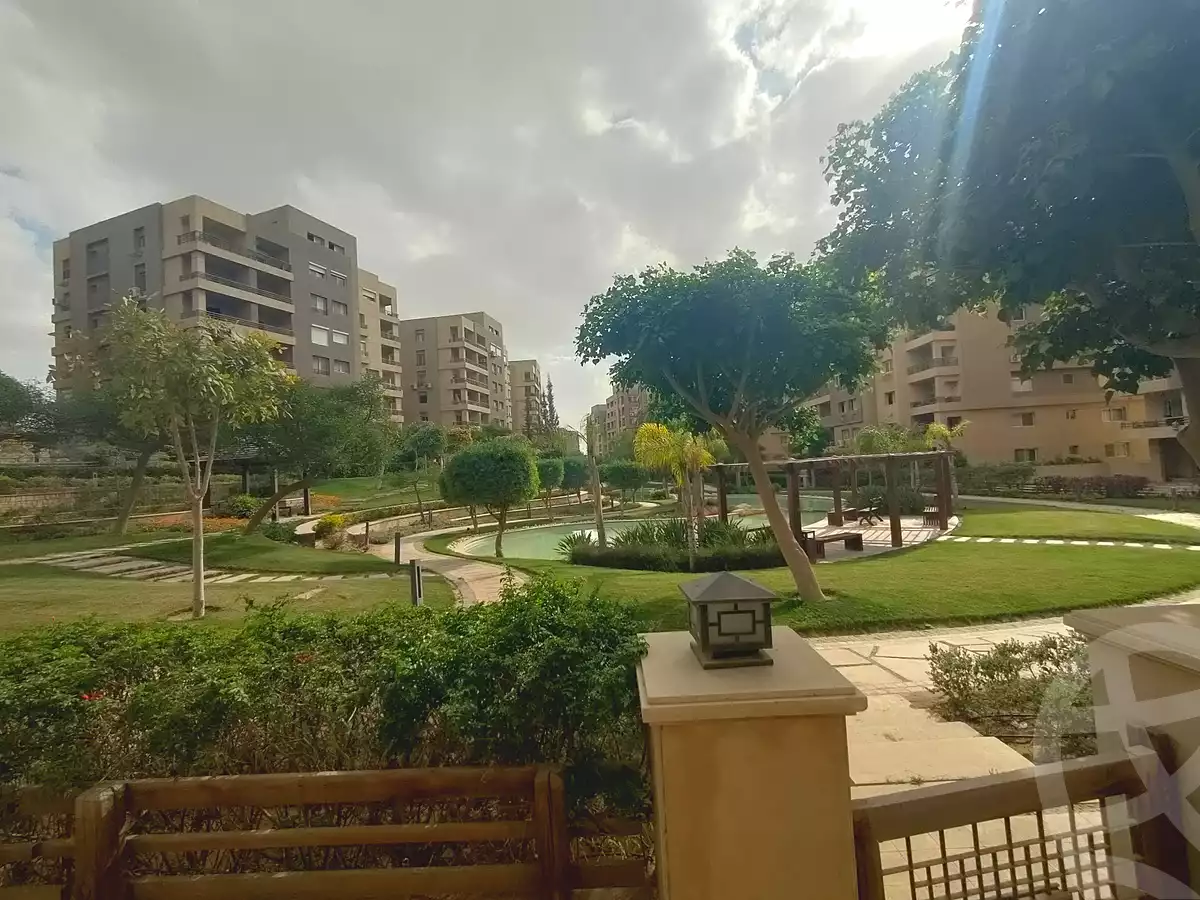 https://aqarmap.com.eg/en/listing/6909312-for-sale-cairo-new-cairo-compounds-the-square