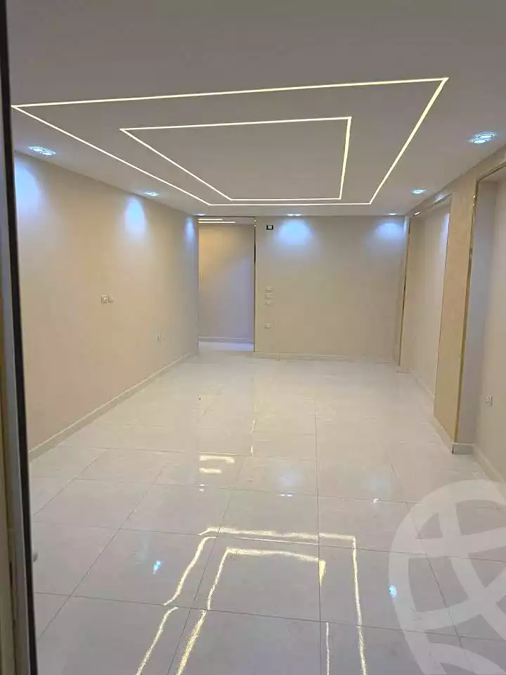 https://aqarmap.com.eg/ar/listing/6909451-for-sale-cairo-el-haram-el-lebeny-soltan-khattab-st