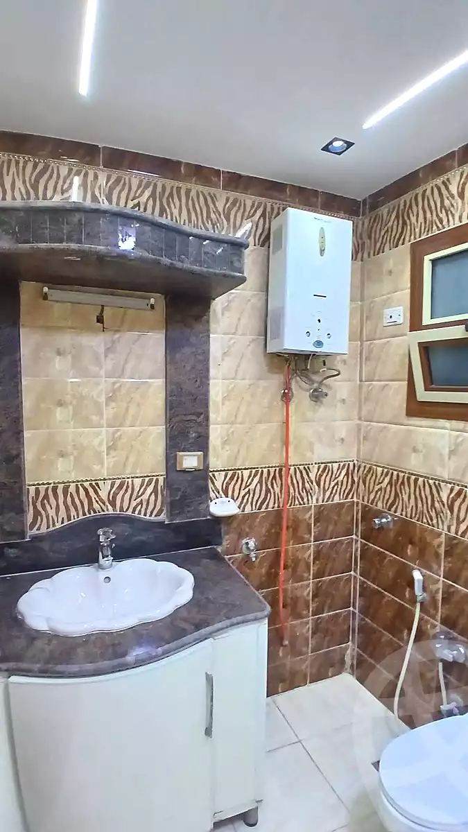 https://aqarmap.com.eg/ar/listing/6909947-for-sale-alexandria-al-agamy-lbytsh-bianchiii-el-arbaeen-st