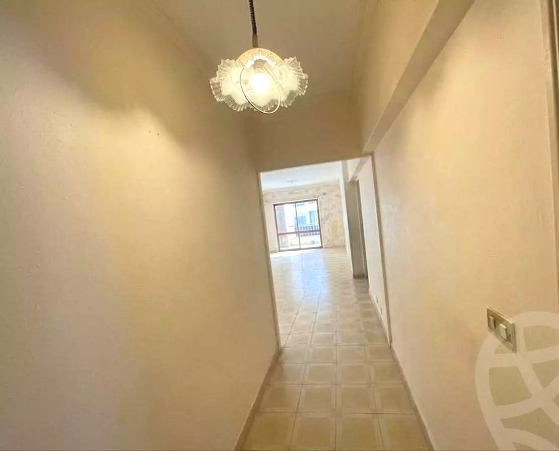 https://aqarmap.com.eg/en/listing/6910230-for-sale-alexandria-sydy-bshr-sydy-bshr-bhry