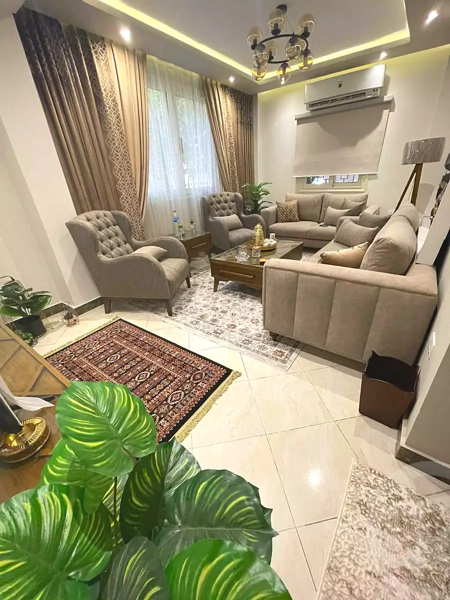 https://aqarmap.com.eg/ar/listing/6910433-for-sale-cairo-heliopolis-heliopolis-square-mohammed-farid-st