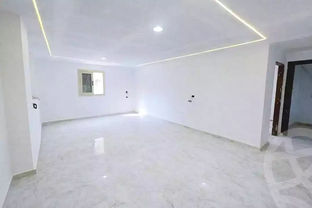 https://aqarmap.com.eg/ar/listing/6910575-for-sale-alexandria-sydy-bshr-sydy-bshr-bhry-shr-mhmwd-l-yswy