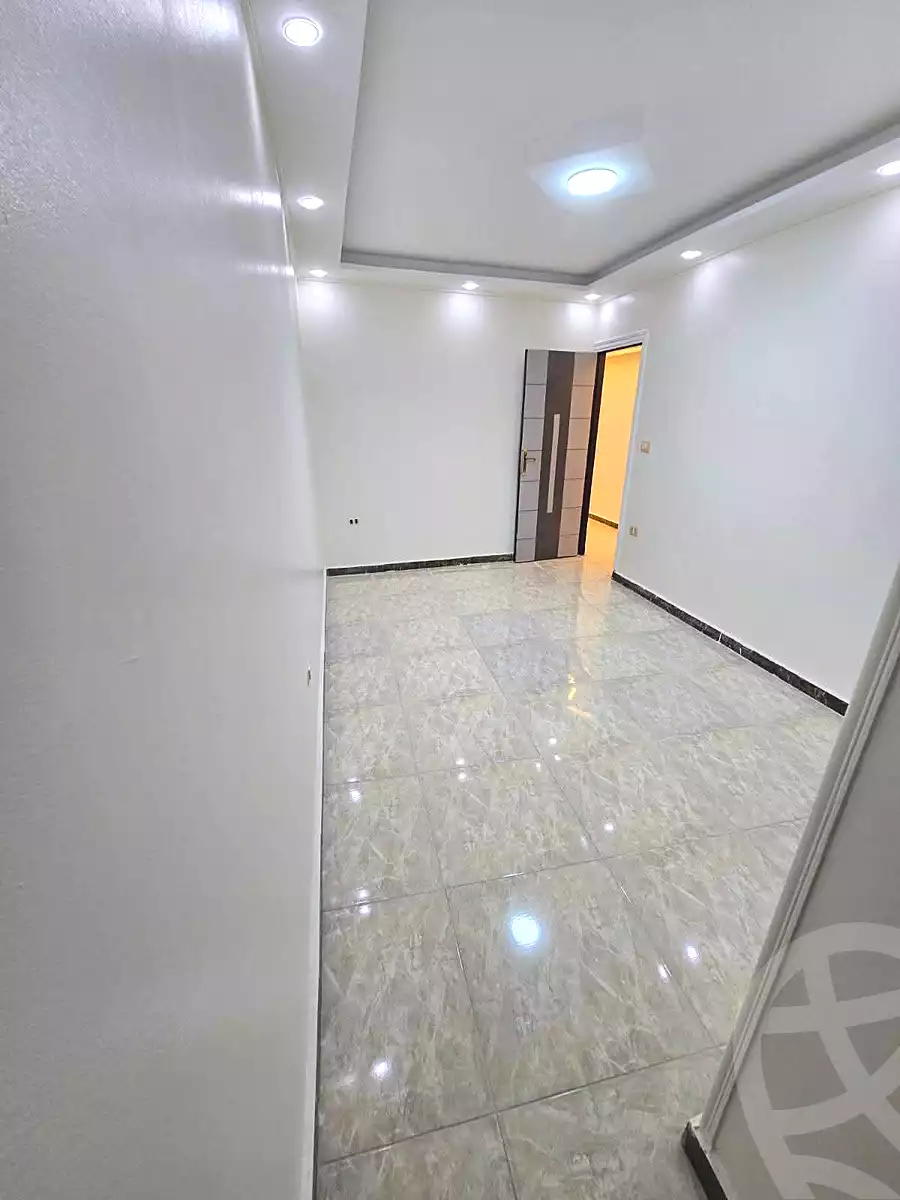 https://aqarmap.com.eg/en/listing/6910580-for-sale-alexandria-al-agamy-lbytsh-bianchiii