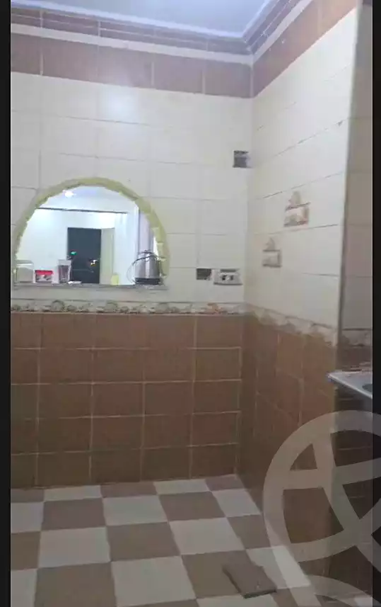 https://aqarmap.com.eg/ar/listing/6910665-for-sale-cairo-helwan-helwan-el-sharkeya-borhan-st