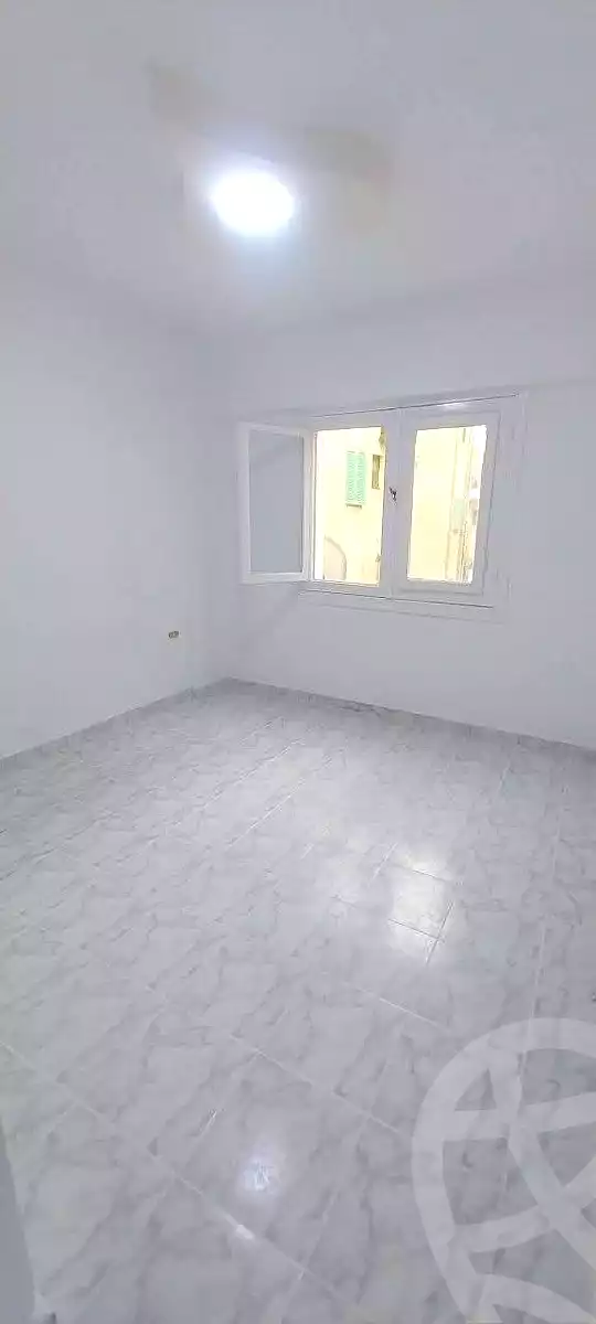 https://aqarmap.com.eg/ar/listing/6910673-for-sale-alexandria-al-agamy-shataa-el-nakheel-street-14-1
