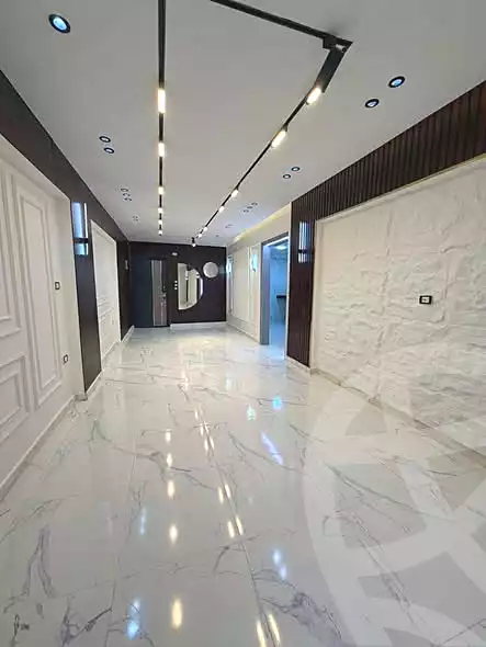 https://aqarmap.com.eg/ar/listing/6910785-for-sale-alexandria-al-agamy-lbytsh-shahr-al-assal-st
