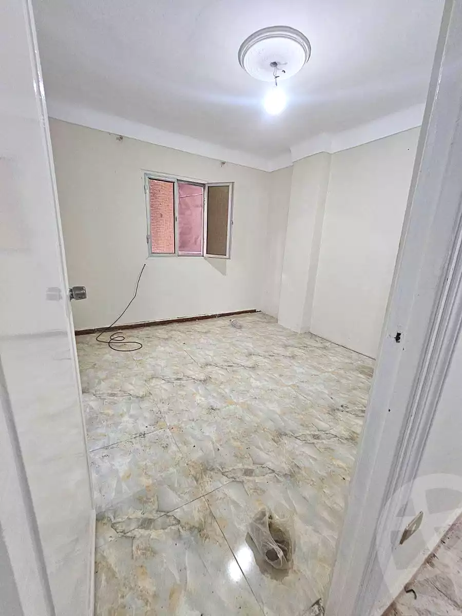 https://aqarmap.com.eg/ar/listing/6911065-for-sale-alexandria-al-agamy-el-hanouvel-radwan-st