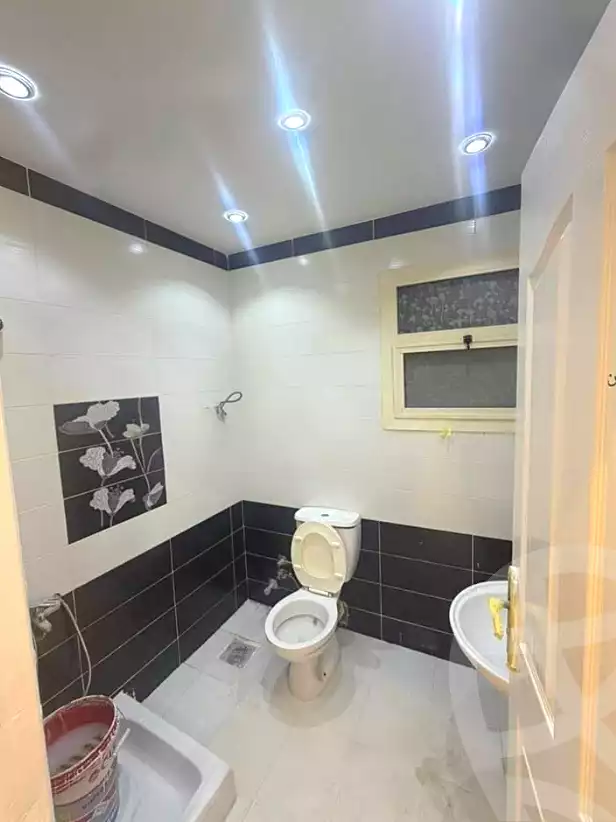 https://aqarmap.com.eg/ar/listing/6911158-for-sale-alexandria-al-agamy-lbytsh-el-salam-st