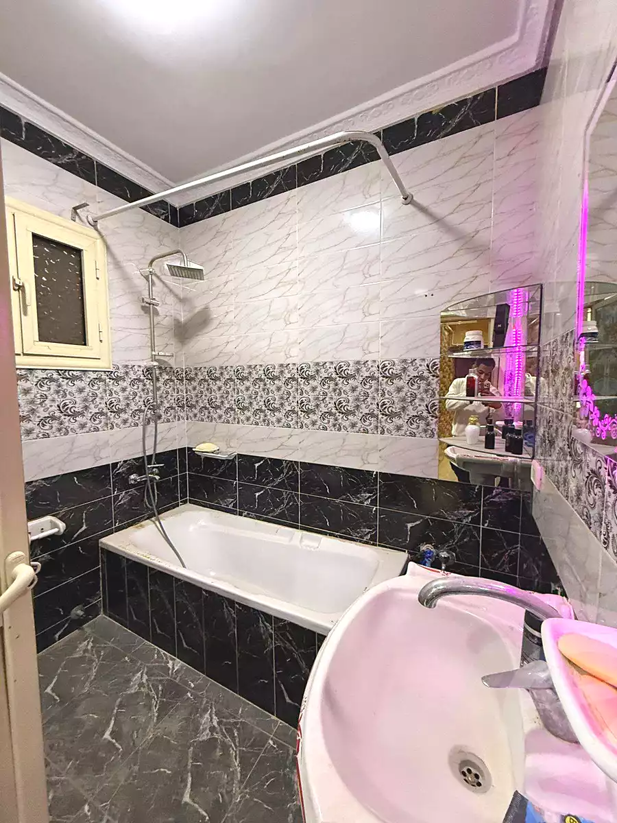 https://aqarmap.com.eg/en/listing/6911209-for-sale-cairo-nozha-2-gesr-el-suez-st