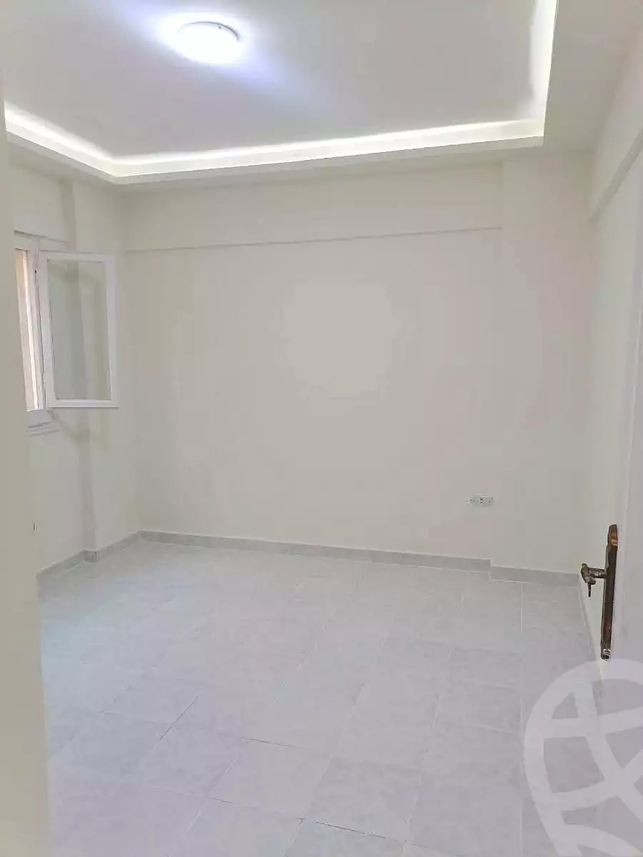 https://aqarmap.com.eg/en/listing/6911266-for-sale-alexandria-al-agamy-shataa-el-nakheel