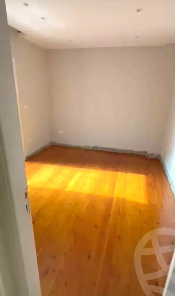 https://aqarmap.com.eg/en/listing/6911276-for-sale-alexandria-sydy-bshr-sydy-bshr-bhry-shr-mhmwd-l-yswy