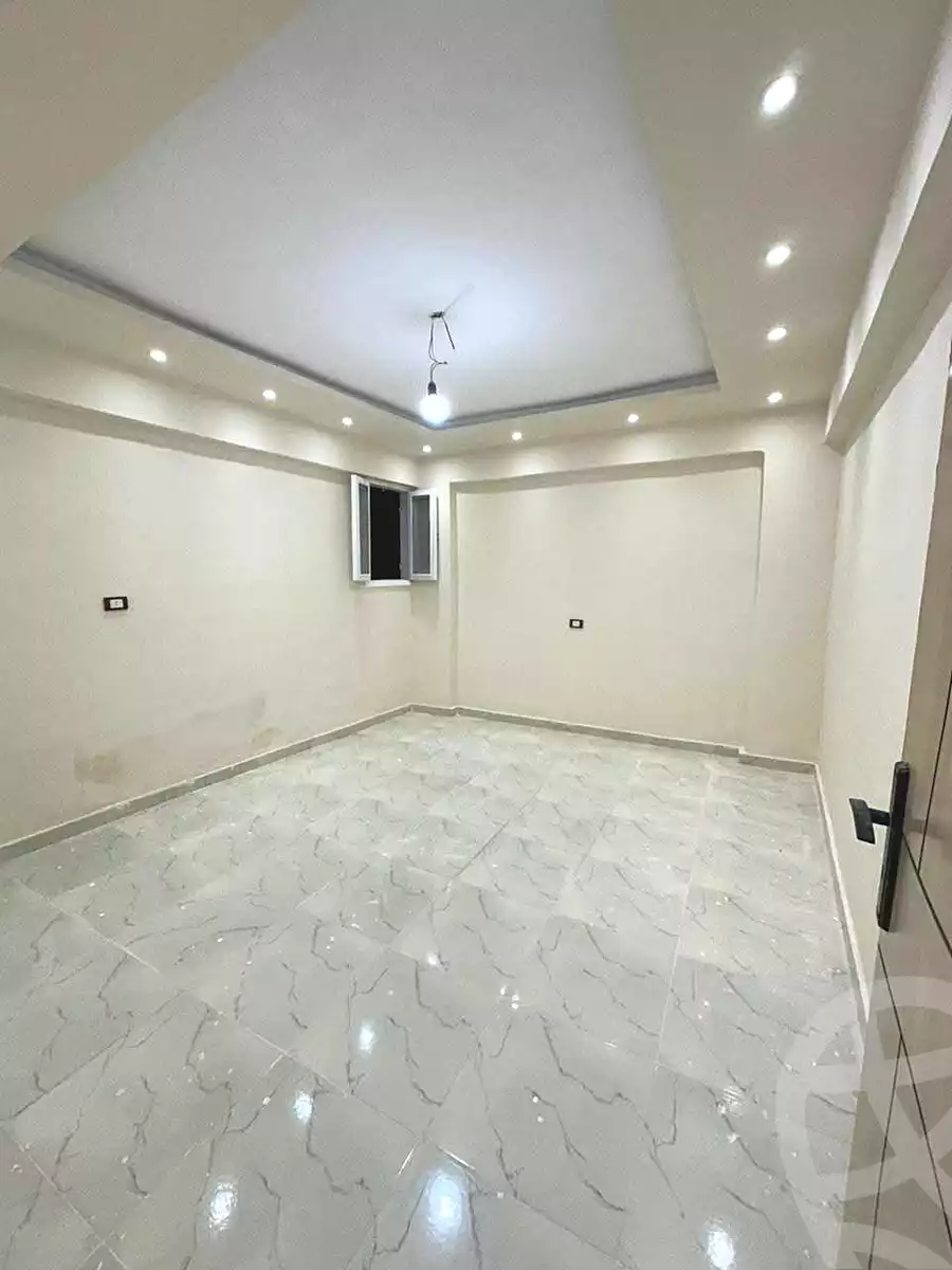 https://aqarmap.com.eg/ar/listing/6911304-for-sale-alexandria-al-agamy-lbytsh-qased-kareem-st