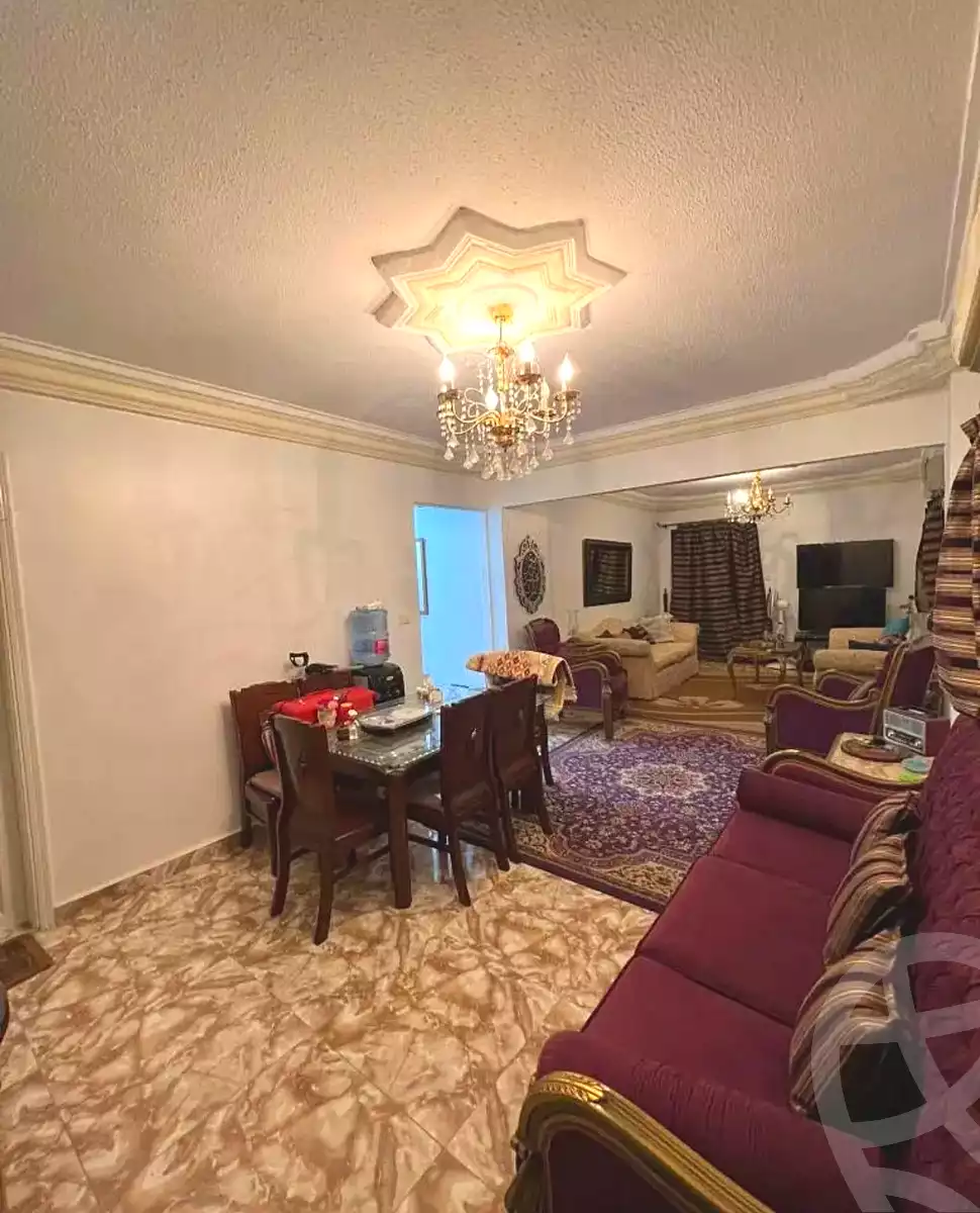 https://aqarmap.com.eg/en/listing/6911426-for-sale-alexandria-miami-farook-abd-al-wahab-st